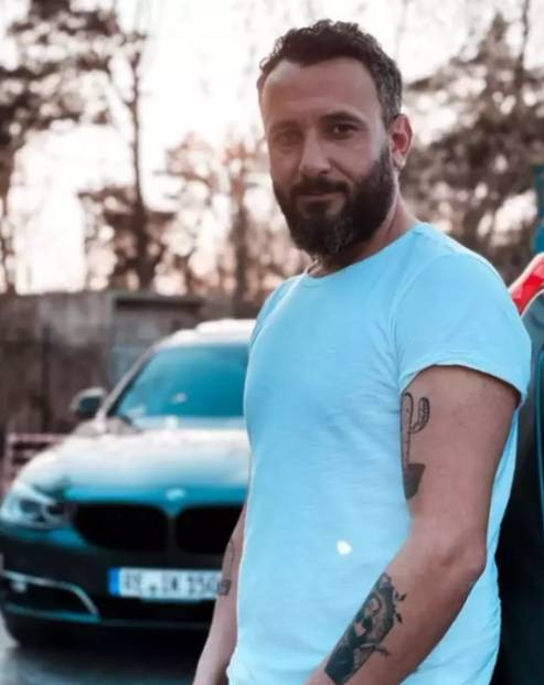 Kurtlar Vadisi'nin Çeto Başkan'ı son haliyle gündem oldu. Oyunculuğu bırakıp ortadan kaybolmuştu - Resim: 7